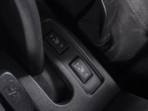 Хетчбэк Nissan Tiida 2012 года, 919000 рублей, Ростов-на-Дону