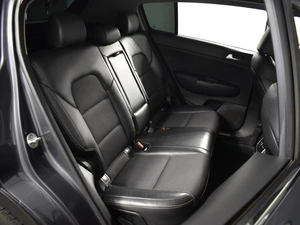 Внедорожник Kia Sportage 2018 года, 1824100 рублей, Казань