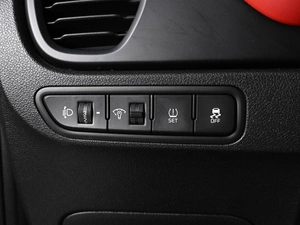 Хетчбэк Kia Rio X 2021 года, 1879000 рублей, Аксай