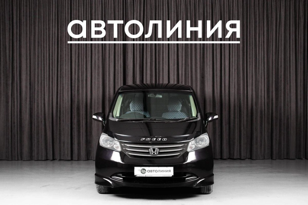 Минивэн Honda Freed 2009 года, 889000 рублей, Красноярск