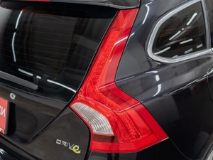 Универсал Volvo V60 2011 года, 1300000 рублей, Красноярск