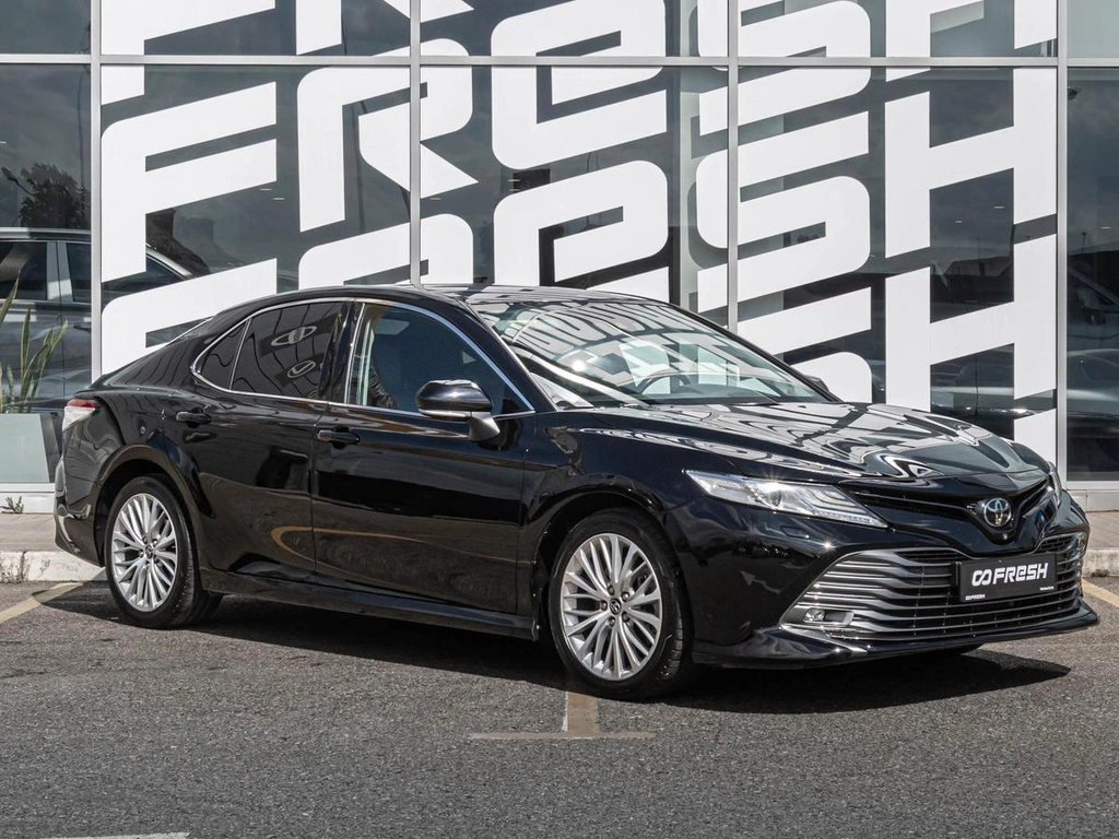 Седан Toyota Camry 2019 года, 3280000 рублей, Краснодар