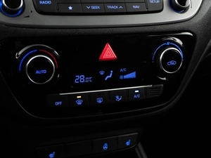 Седан Hyundai Solaris 2018 года, 1368444 рублей, Москва