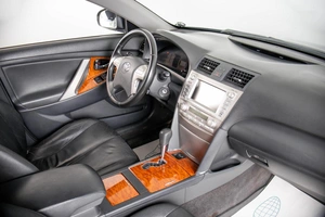 Седан Toyota Camry 2010 года, 1099000 рублей, Пермь