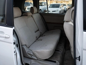 Минивэн Toyota Isis 2010 года, 1060000 рублей, Краснодар