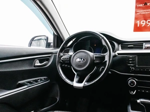 Хетчбэк Kia Rio X-Line 2019 года, 1450000 рублей, Красноярск