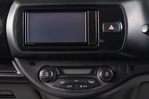 Хетчбэк Toyota Vitz 2019 года, 1469000 рублей, Тюмень