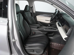 Внедорожник Geely Monjaro 2023 года, 3129000 рублей, Красный Пахарь