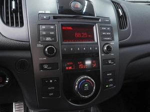 Седан Kia Cerato 2011 года, 1080000 рублей, Ростов-на-Дону