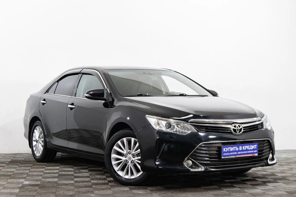 Седан Toyota Camry 2015 года, 2149000 рублей, Сургут