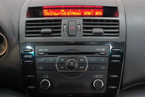 Седан Mazda 6 2011 года, 959000 рублей, Омск