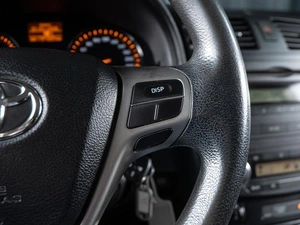 Седан Toyota Avensis 2010 года, 980000 рублей, Волгоград