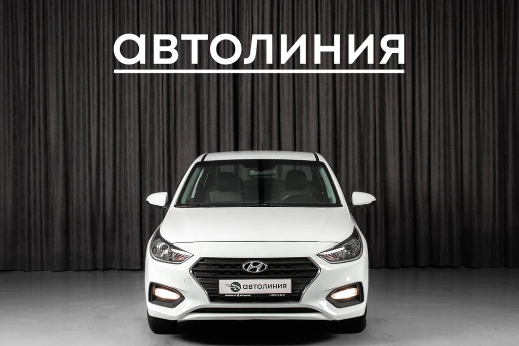 Седан Hyundai Solaris 2019 года, 998000 рублей, Красноярск