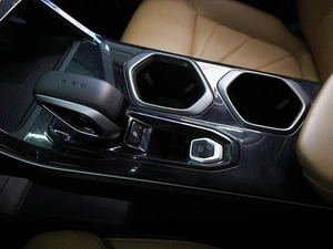 Внедорожник Geely Atlas 2023 года, 2540000 рублей, Воронеж