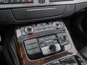 Седан Audi A8 2015 года, 1960000 рублей, Краснодар