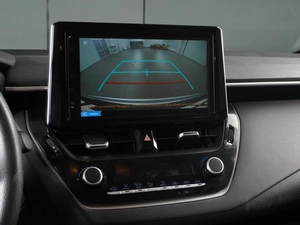 Седан Toyota Corolla 2022 года, 2199000 рублей, Красный Пахарь