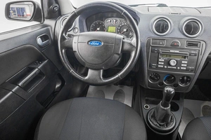 Хетчбэк Ford Fusion 2006 года, 559000 рублей, Барнаул