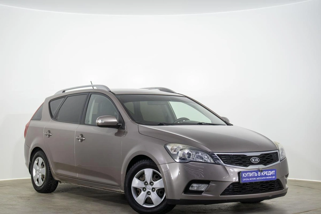 Универсал Kia Ceed 2011 года, 879000 рублей, Оренбург