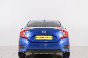 Седан Honda Civic 2018 года, 2349000 рублей, Красноярск