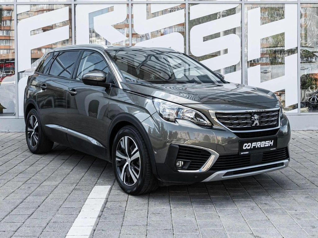Внедорожник Peugeot 5008 2018 года, 1687000 рублей, Ставрополь