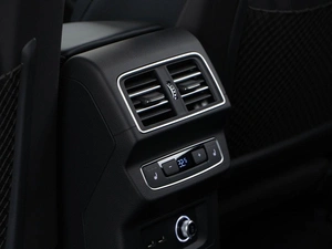 Внедорожник Audi Q5 2025 года, 5819999 рублей, Москва