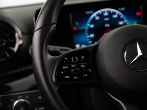 Хетчбэк Mercedes-benz A-класс 2019 года, 2457077 рублей, Москва