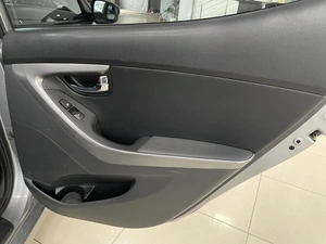 Седан Hyundai Avante 2011 года, 987000 рублей, Солонцы
