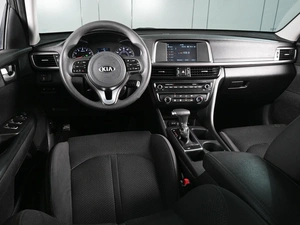 Седан Kia Optima 2018 года, 1799000 рублей, Аксай