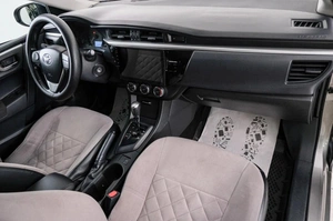 Седан Toyota Corolla 2015 года, 1149000 рублей, Красноярск