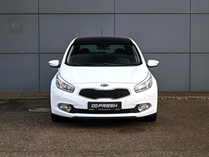 Хетчбэк Kia Ceed 2013 года, 1440000 рублей, Краснодар