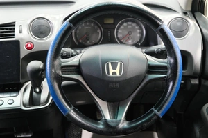 Минивэн Honda Stream 2008 года, 1019000 рублей, Омск