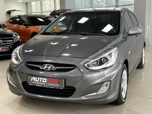 Седан Hyundai Solaris 2013 года, 897000 рублей, Солонцы