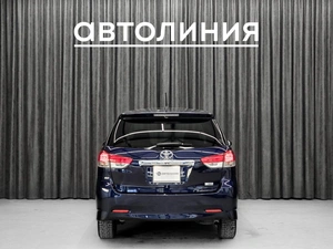 Минивэн Toyota Wish 2012 года, 1360000 рублей, Красноярск