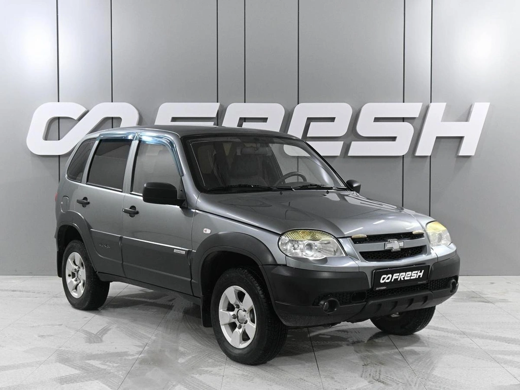 Внедорожник Chevrolet Niva 2016 года, 749000 рублей, Аксай