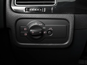 Внедорожник Volkswagen Touareg 2013 года, 2177000 рублей, Ставрополь