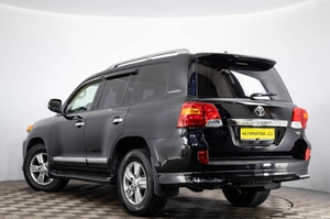 Внедорожник Toyota Land Cruiser 2015 года, 4039000 рублей, Пермь