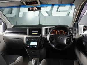 Минивэн Nissan Elgrand 2004 года, 1370000 рублей, Минеральные Воды