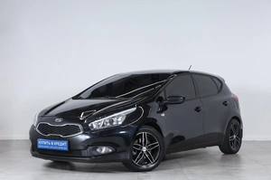 Хетчбэк Kia Ceed 2013 года, 899000 рублей, Новосибирск
