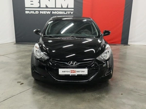 Седан Hyundai Elantra 2013 года, 1030000 рублей, Курск
