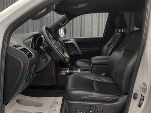 Внедорожник Toyota Land Cruiser Prado 2014 года, 3379000 рублей, Красноярск