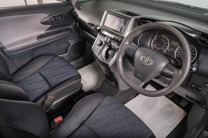 Минивэн Toyota Wish 2010 года, 999000 рублей, Томск