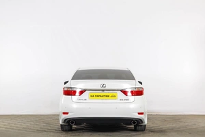 Седан Lexus ES 2012 года, 2149000 рублей, Тюмень