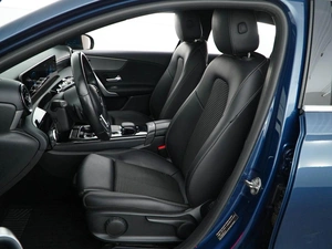 Хетчбэк Mercedes-benz A-класс 2019 года, 1999077 рублей, Москва