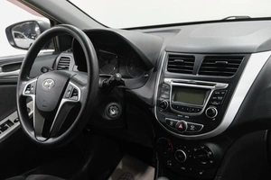 Хетчбэк Hyundai Solaris 2011 года, 799000 рублей, Новокузнецк