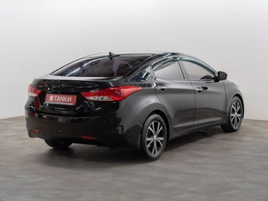 Седан Hyundai Avante 2011 года, 1025000 рублей, Красноярск
