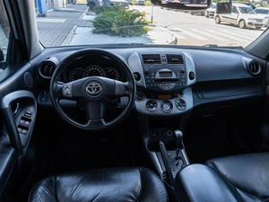 Внедорожник Toyota RAV4 2008 года, 1550000 рублей, Краснодар