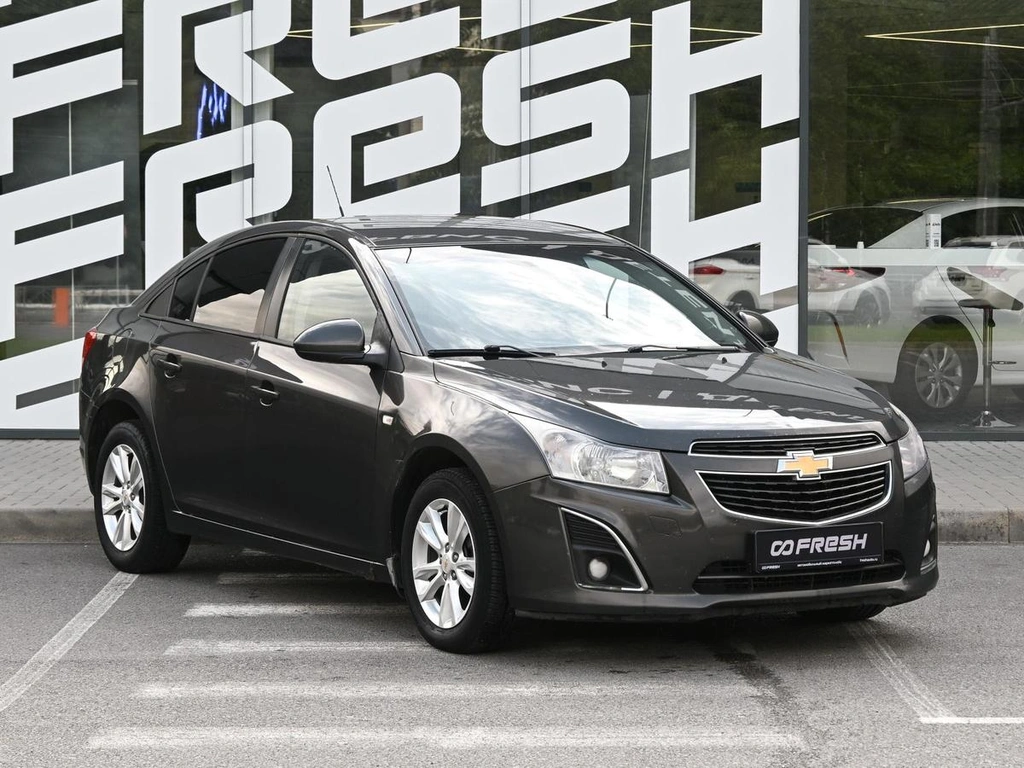 Седан Chevrolet Cruze 2013 года, 685000 рублей, Волгоград