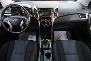 Хетчбэк Hyundai i30 2013 года, 849000 рублей, Омск