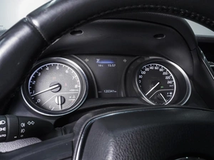 Седан Toyota Camry 2021 года, 2850000 рублей, Ростов-на-Дону