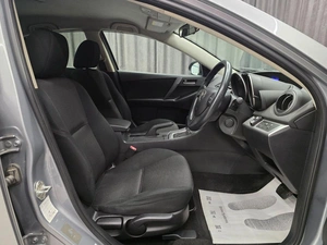 Седан Mazda Axela 2012 года, 909000 рублей, Красноярск